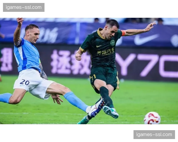 足球纪录片《中超·2026》开机，将跟踪记录多支球队的战术准备会议